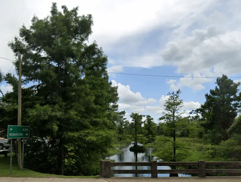Rural home and acreage setting in Calhoun County Florida