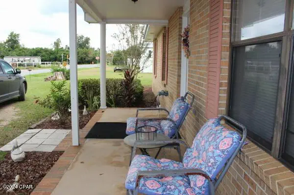Quiet rural residential street in Calhoun County Florida