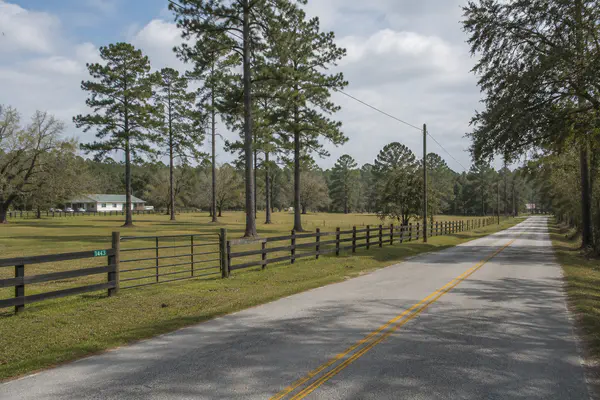 Land and acreage near Noma in Holmes County Florida
