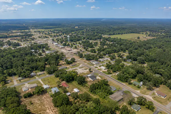 Residential home near Holmes County Florida communities